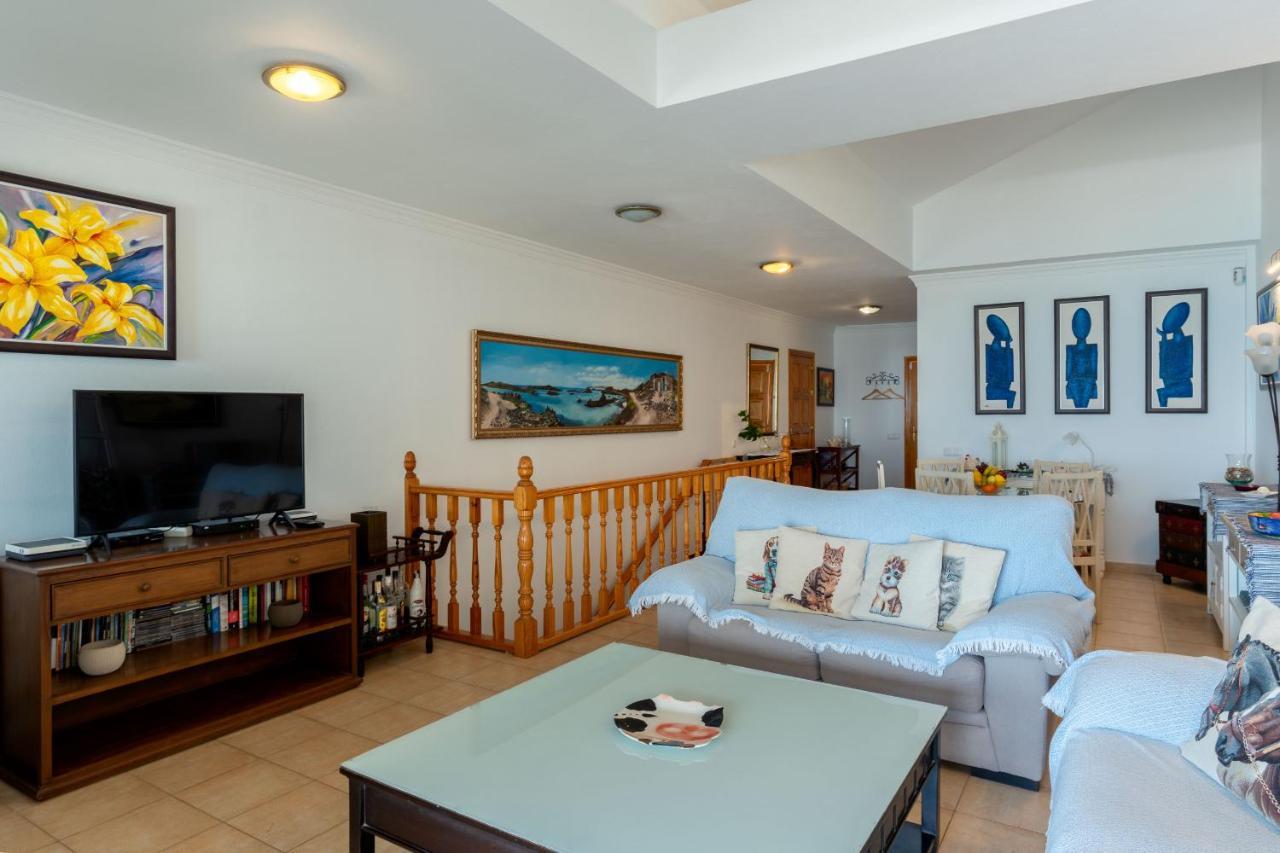 Villa Marina II Beachfront Corralejo By Holidays Home Екстер'єр фото